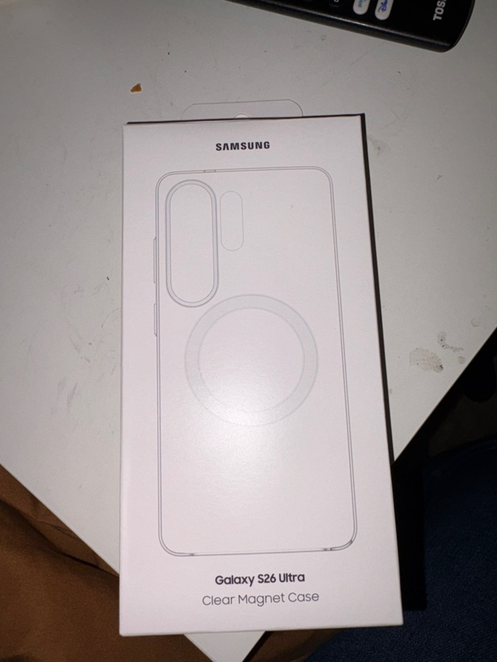 Samsung Galaxy S26 Ultra Clear Magnet Case - White Packaging